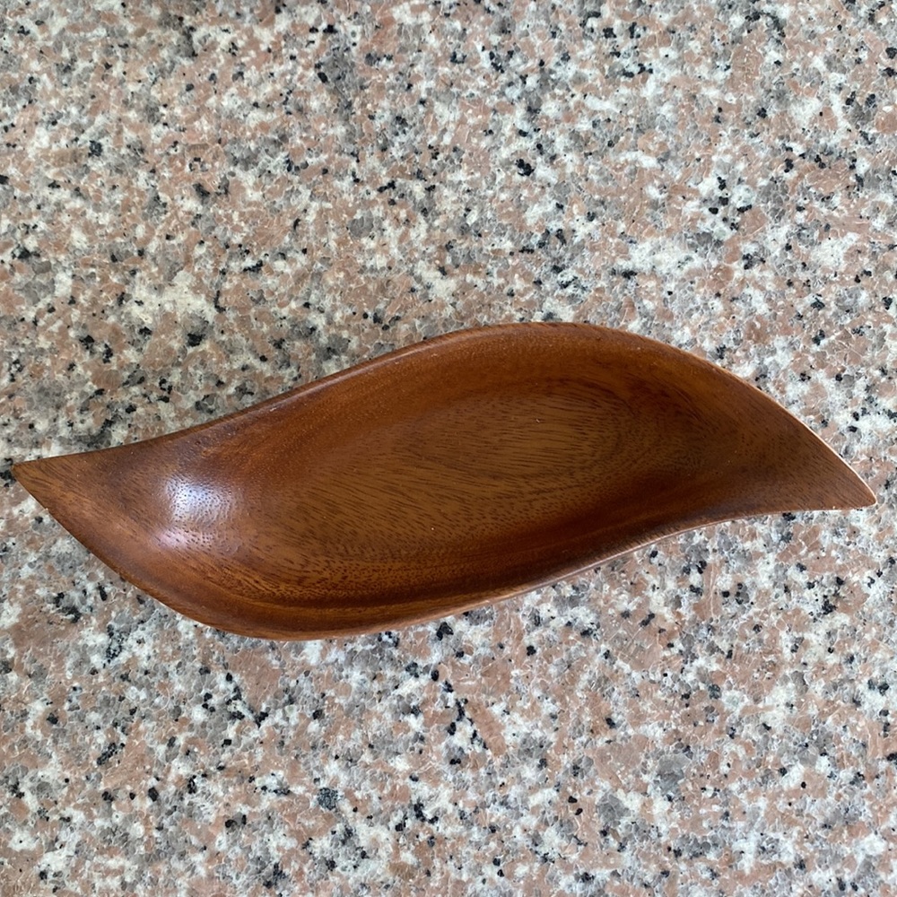 Handcarved Monkey Pod Bowls - Picture 5 of 16